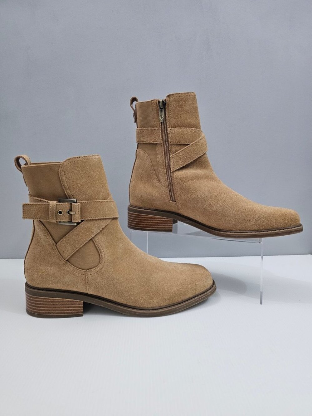 Donald Pliner Mathilda Moto Ankle Boot Womens 9.5 Camel Brown Suede Buckle Strap - Picture 3 of 15